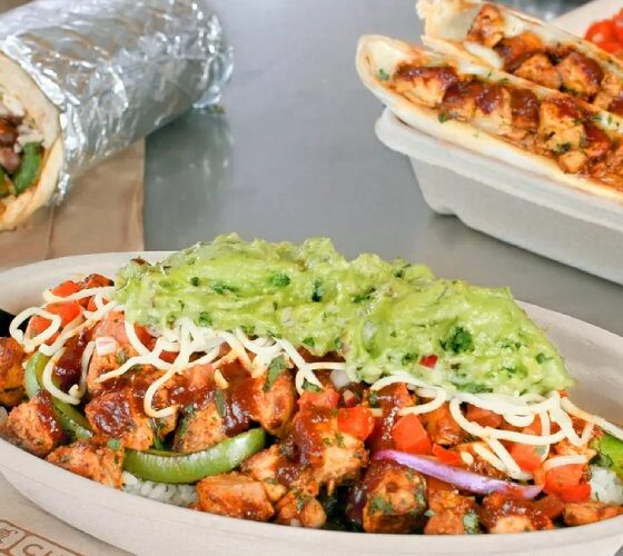 Chipotle Hours